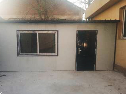 于洪区彩钢房厂家生产的彩钢房在高温、高湿环境下使用，性能会受影响吗？